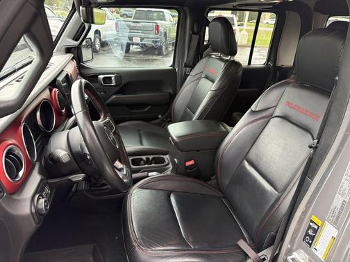 Sting-Gray Clearcoat 2021 Jeep Gladiator Rubicon