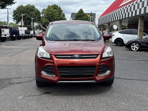 Sunset 2016 Ford Escape SE