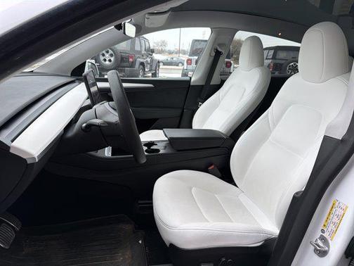 2024 Tesla Model Y Long Range Dual Motor All-Wheel Drive