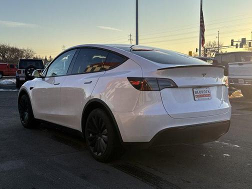 2024 Tesla Model Y Long Range Dual Motor All-Wheel Drive