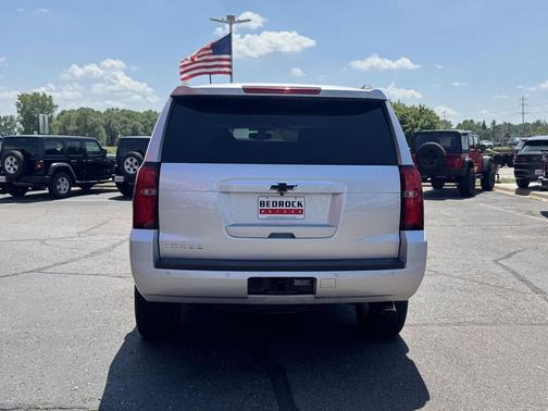 Silver Ice Metallic 2017 Chevrolet Tahoe LS