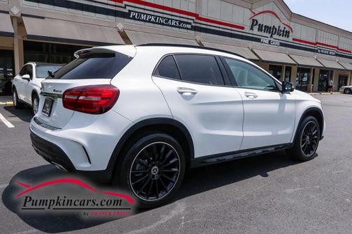 White 2020 Mercedes-Benz GLA 250 4MATIC