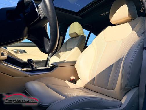 2022 BMW 330 i xDrive