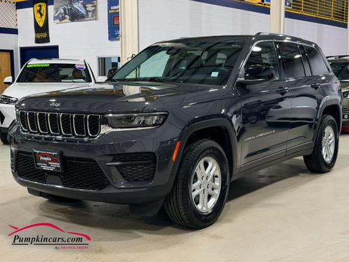 2023 Jeep Grand Cherokee Laredo