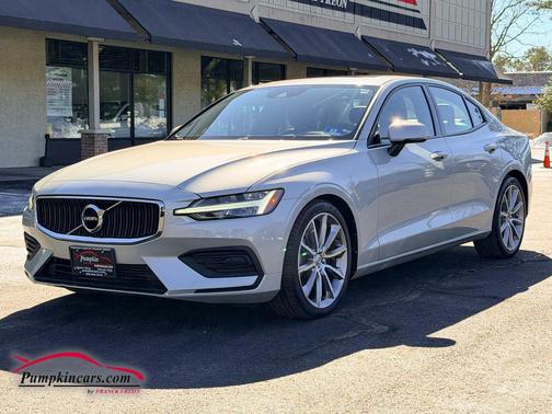 2020 Volvo S60 T5 Momentum