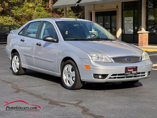 2005 Ford Focus ZX4 SE
