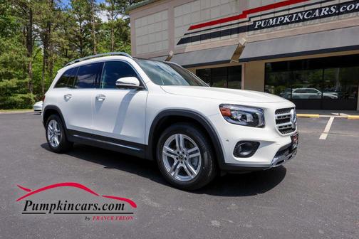 White 2023 Mercedes-Benz GLB 250 4MATIC