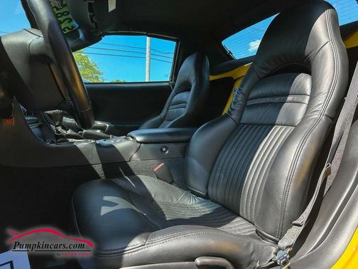 2003 Chevrolet Corvette Base