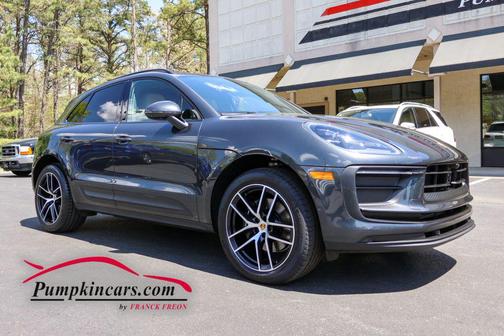 Gray 2023 Porsche Macan Macan Sport Edition