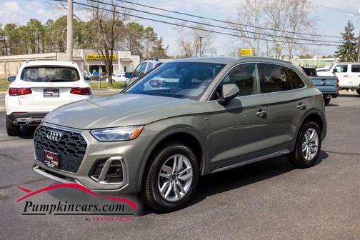 Chronos Gray Metallic 2023 Audi Q5 45 S line Premium