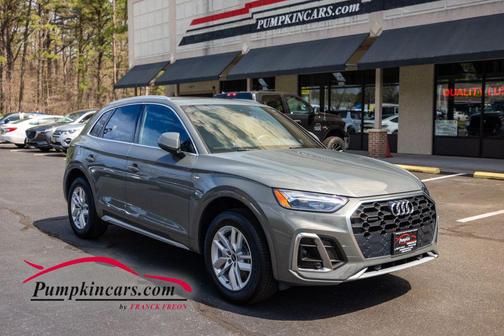 Chronos Gray Metallic 2023 Audi Q5 45 S line Premium