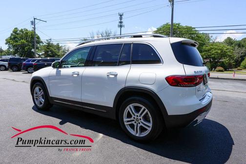 White 2023 Mercedes-Benz GLB 250 4MATIC