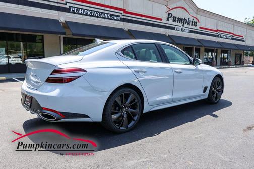 White 2022 Genesis G70 3.3T AWD