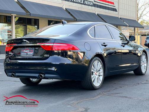 2020 Jaguar XF 25t Prestige