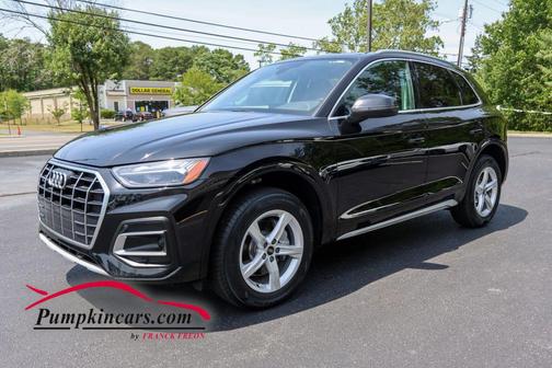 Black 2023 Audi Q5 40 Premium