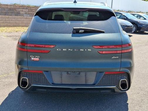 Brunswick Green 2023 Genesis GV70 2.5T AWD
