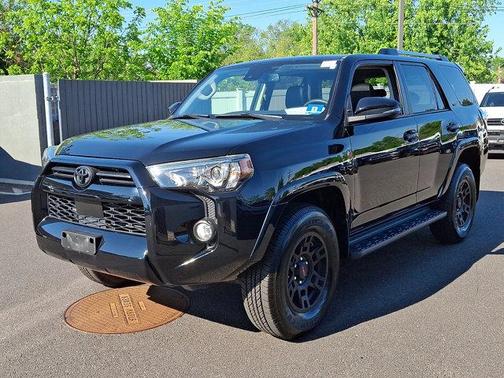 Midnight Black Metallic 2020 Toyota 4Runner SR5 Premium