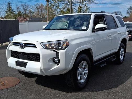 Ice Cap 2024 Toyota 4Runner SR5 Premium