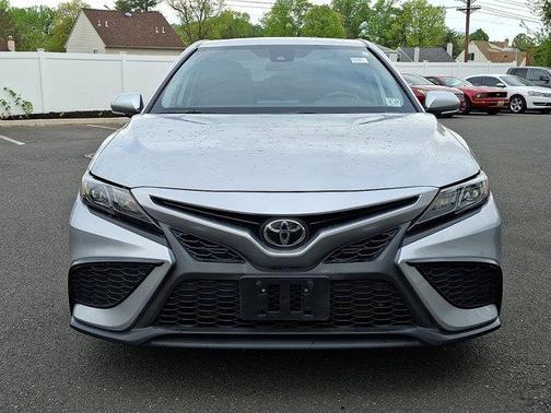 Celestial Silver Metallic 2022 Toyota Camry SE