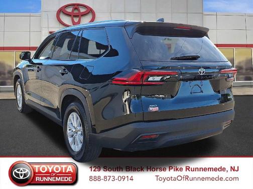 Midnight Black Metallic 2026 Toyota Grand Highlander XLE