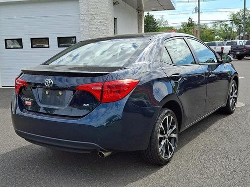 Galactic Aqua Mica 2018 Toyota Corolla SE