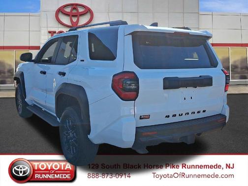 Ice 2025 Toyota 4Runner SR5