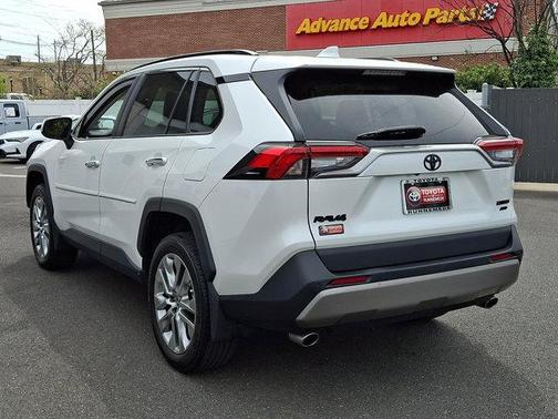 Windf Chill 2024 Toyota RAV4 Limited