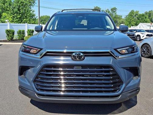 Cloud 2026 Toyota Grand Highlander XLE