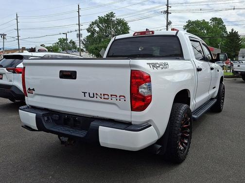 Super White 2020 Toyota Tundra SR5