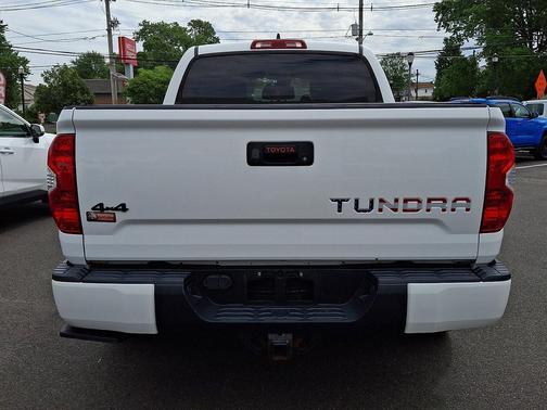 Super White 2020 Toyota Tundra SR5