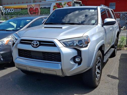 Classic Silver Metallic 2022 Toyota 4Runner TRD Off Road