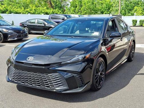 Midnight Black Metallic 2025 Toyota Camry SE