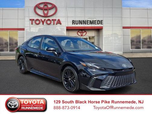Midnight Black Metallic 2025 Toyota Camry SE