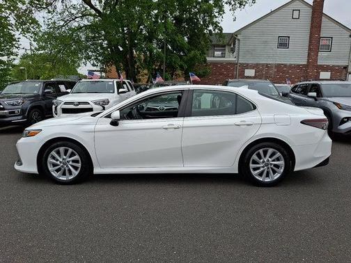 Ice Cap 2023 Toyota Camry LE