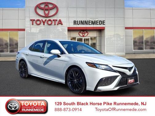Ice 2023 Toyota Camry XSE