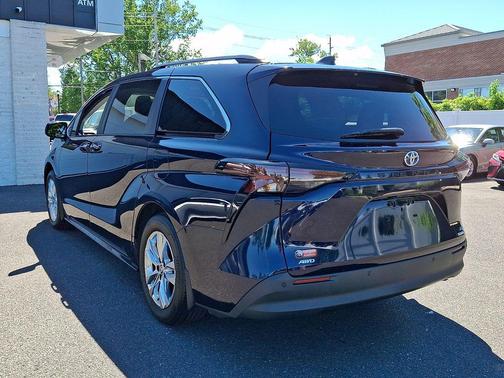Blueprint 2024 Toyota Sienna XLE