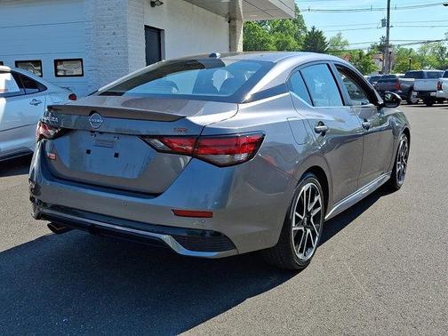 Gun Metallic 2025 Nissan Sentra SR