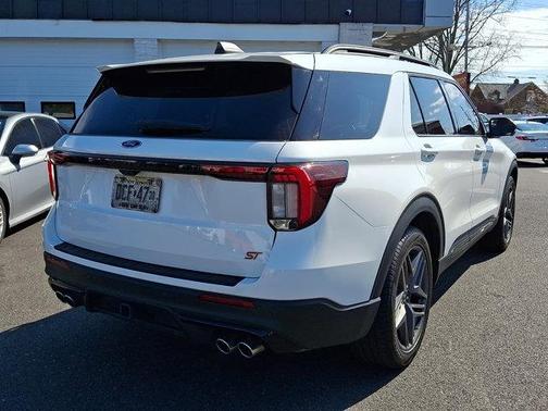 Star White Metallic Tri-Coat 2025 Ford Explorer ST
