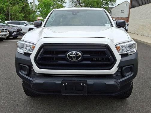 White 2022 Toyota Tacoma SR