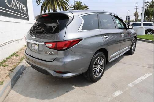 2016 INFINITI QX60 Base