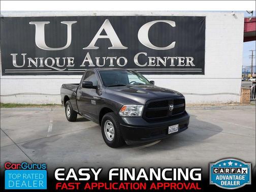 Granite Crystal Metallic Clearcoat 2018 RAM 1500 Tradesman