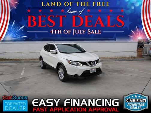 2017 Nissan Rogue Sport SV