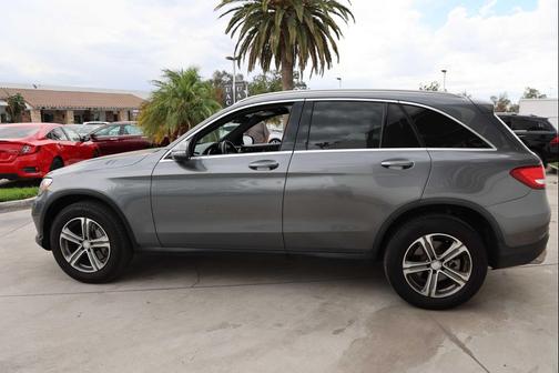 2018 Mercedes-Benz GLC 300 Base
