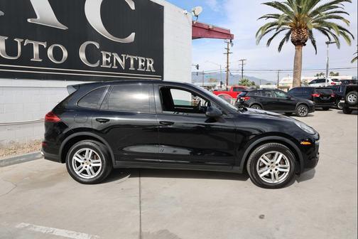 2016 Porsche Cayenne Cayenne