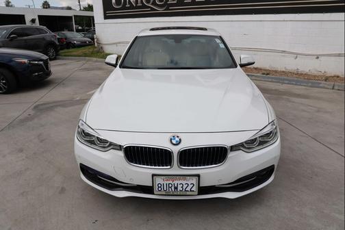 2017 BMW 330e iPerformance