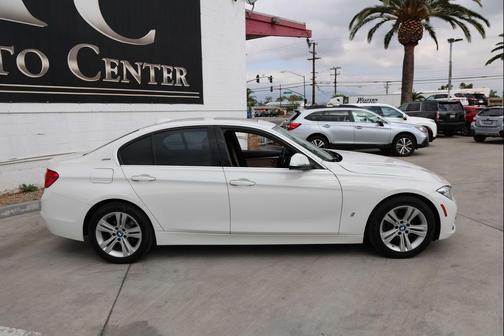 2017 BMW 330e iPerformance