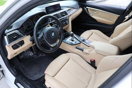 2017 BMW 330e iPerformance