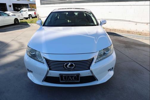 2013 Lexus ES 300h Base