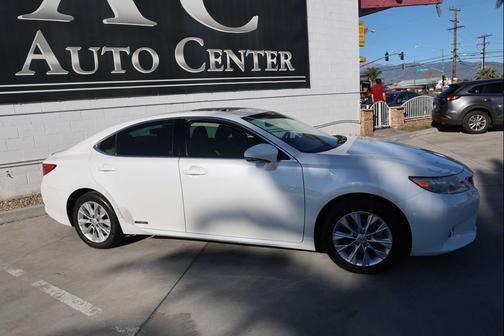 2013 Lexus ES 300h Base