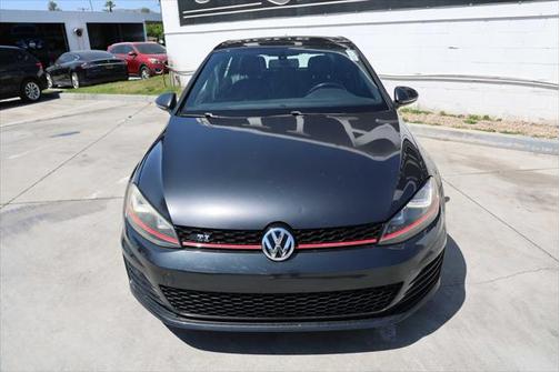 2015 Volkswagen Golf GTI 2.0T SE 4-Door